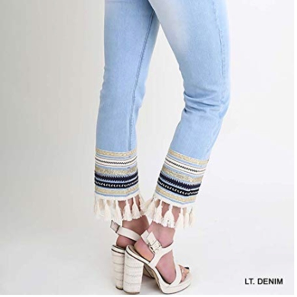 UMGEE Embellished Tassel Hem Cropped Jean - Picture 8 of 8